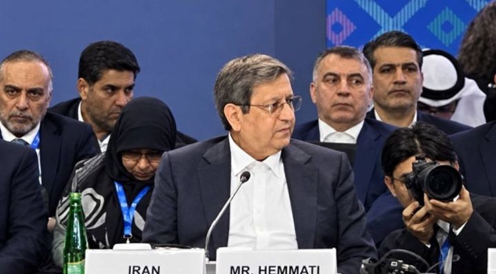 ekonomi iran disebut di ambang kehancuran, bos bank sentral buka suara